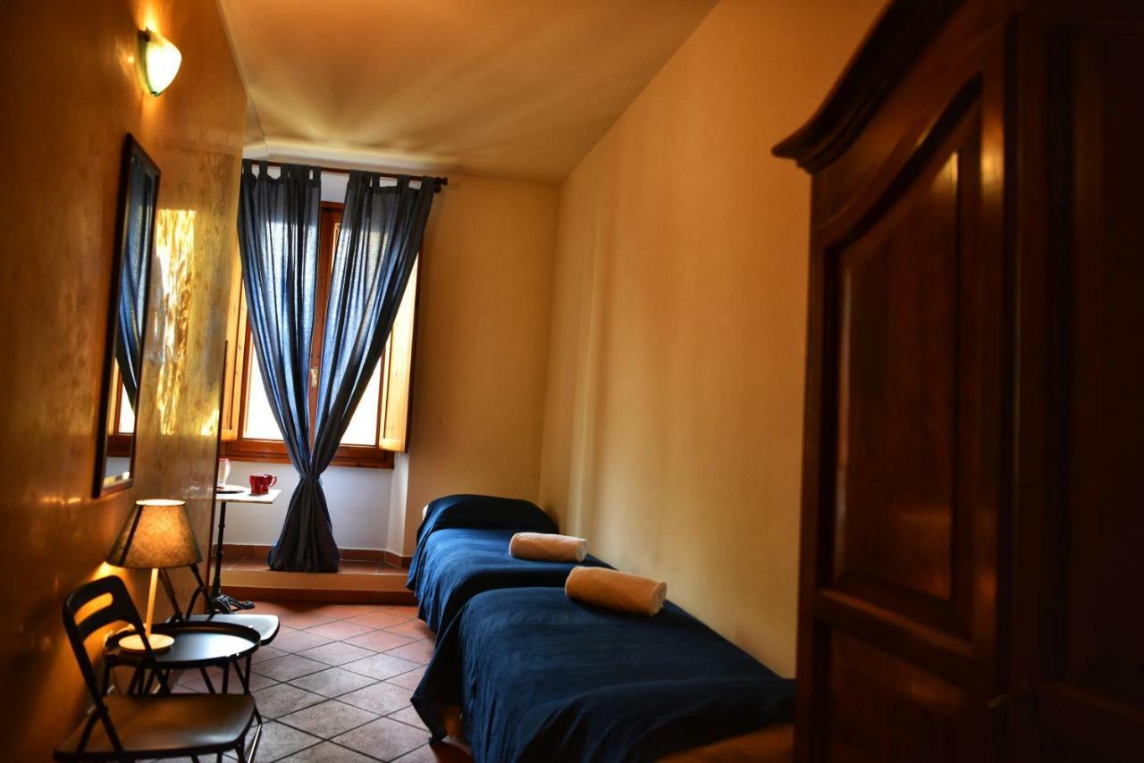 Holiday Rooms Флоренция Экстерьер фото