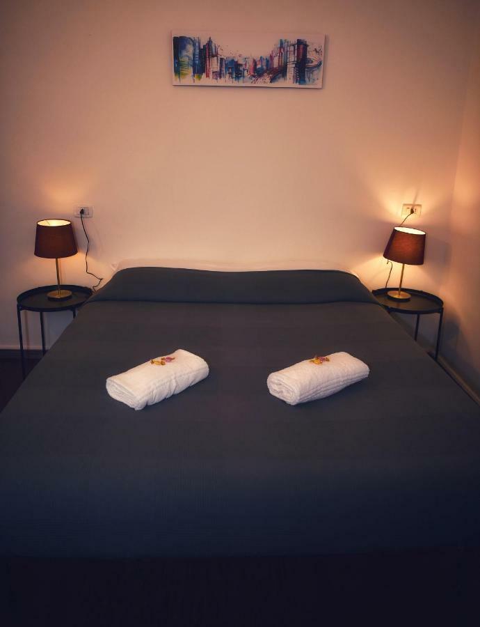 Holiday Rooms Флоренция Экстерьер фото